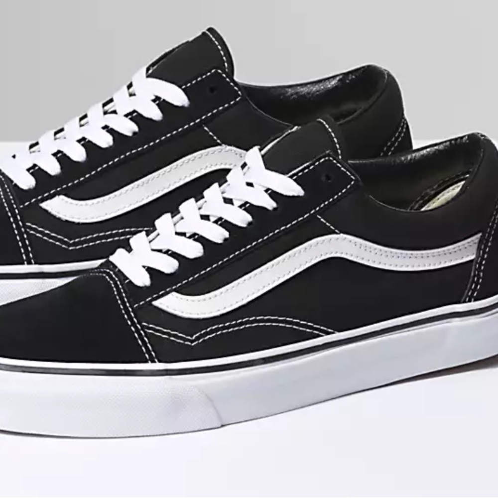 Brand New, Unworn Vans Old Skool Sneaker, Women’s 8.5